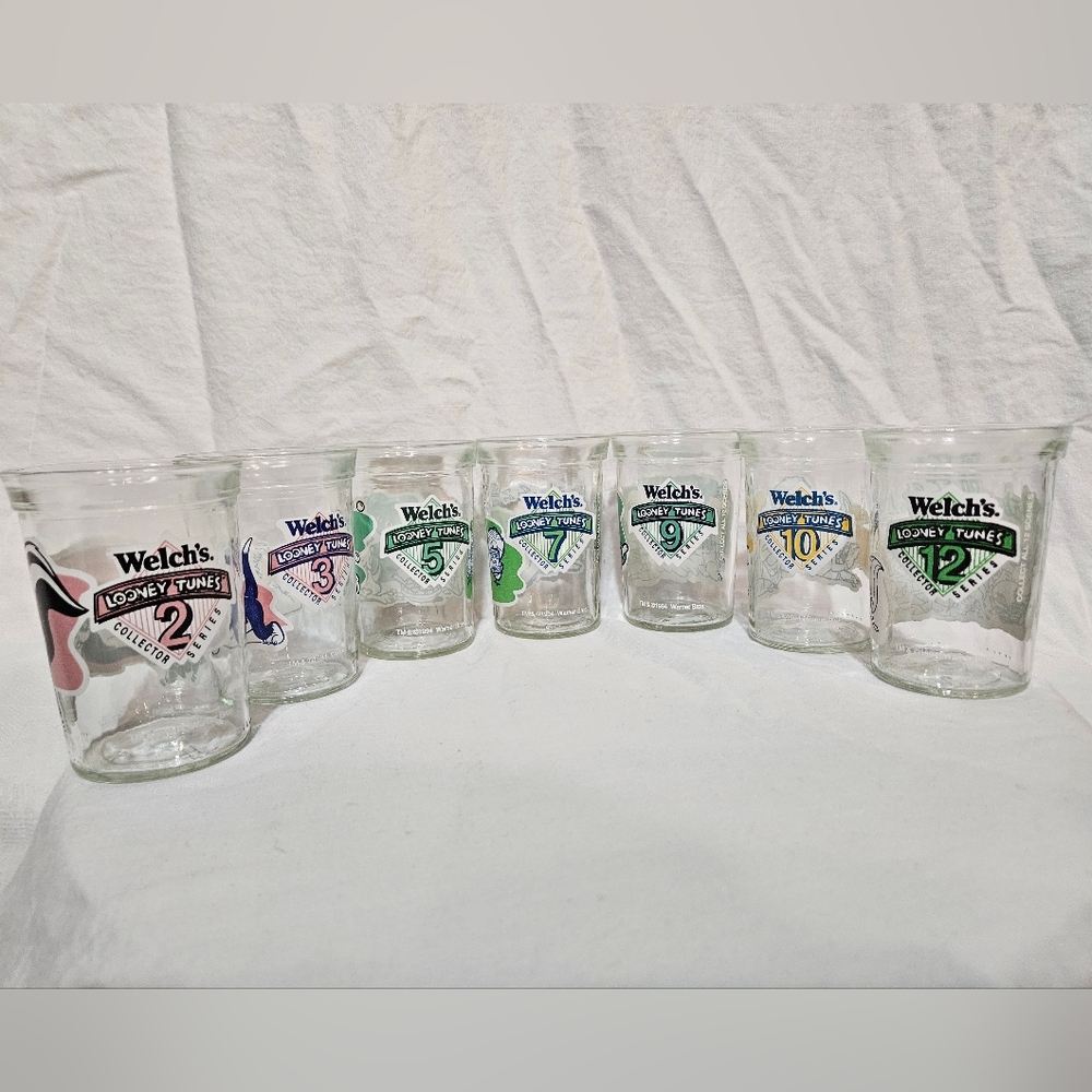 Vintage 1994 Welch's Looney Tunes Collectable Jars